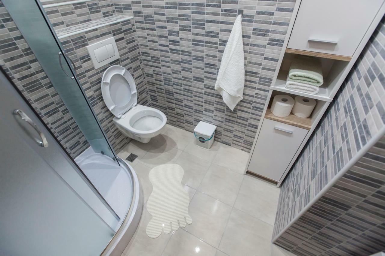 Apartment Dalmatia Каштела Экстерьер фото